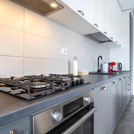 Mohost Dynamic - Modern 2br With Free Parking Brasov