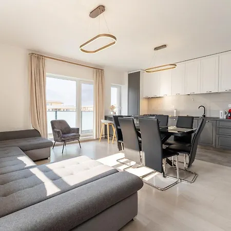 Apartment Mohost Dynamic - Modern 2br With Free Parking *